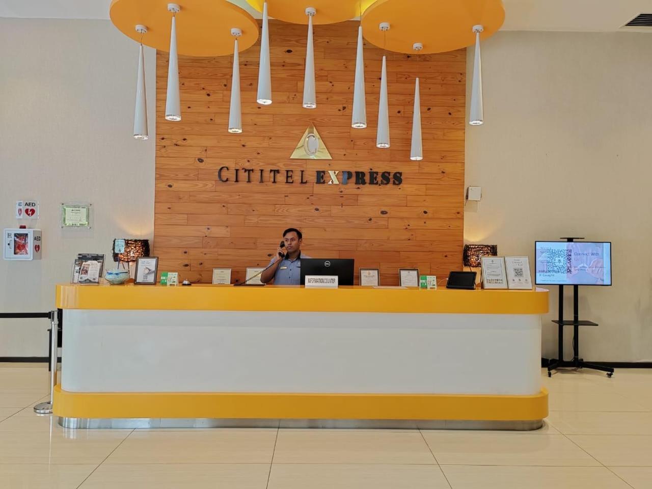 Cititel Express Ipoh Hotel Buitenkant foto